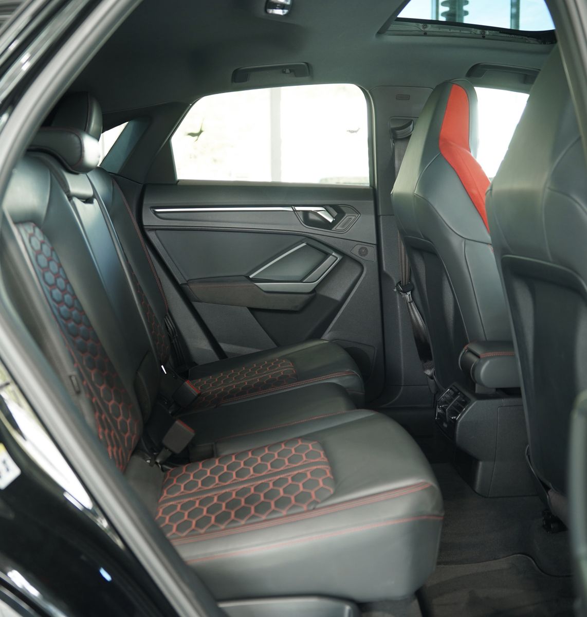 Audi Rsq3