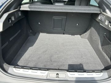 Peugeot 408 - 9