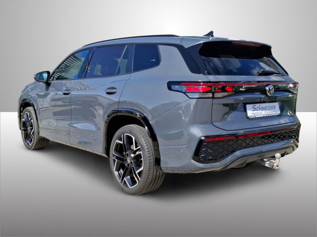 TAYRON 1.5 TSI E-HYBRID R-LINE+IQ.LIGHT+AZV+NAVI