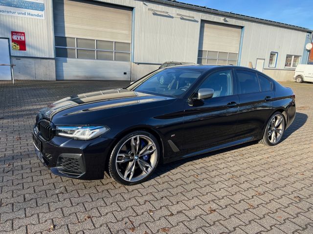 BMW M550 i xDrive Laser HeadUP HarmanKardon Softclos