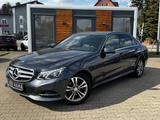 Mercedes-Benz E 220 CDI Lim. *NAVI*LED*ACC*73TKM*EINMALIG* - Mercedes-Benz E 220: Leder, Navigationssystem