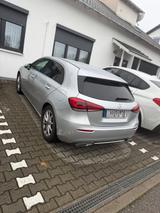 Mercedes-Benz A 180 - wenig KM Ambientebeleuchtung Rückfahrkam - Mercedes-Benz A 180: Kombi