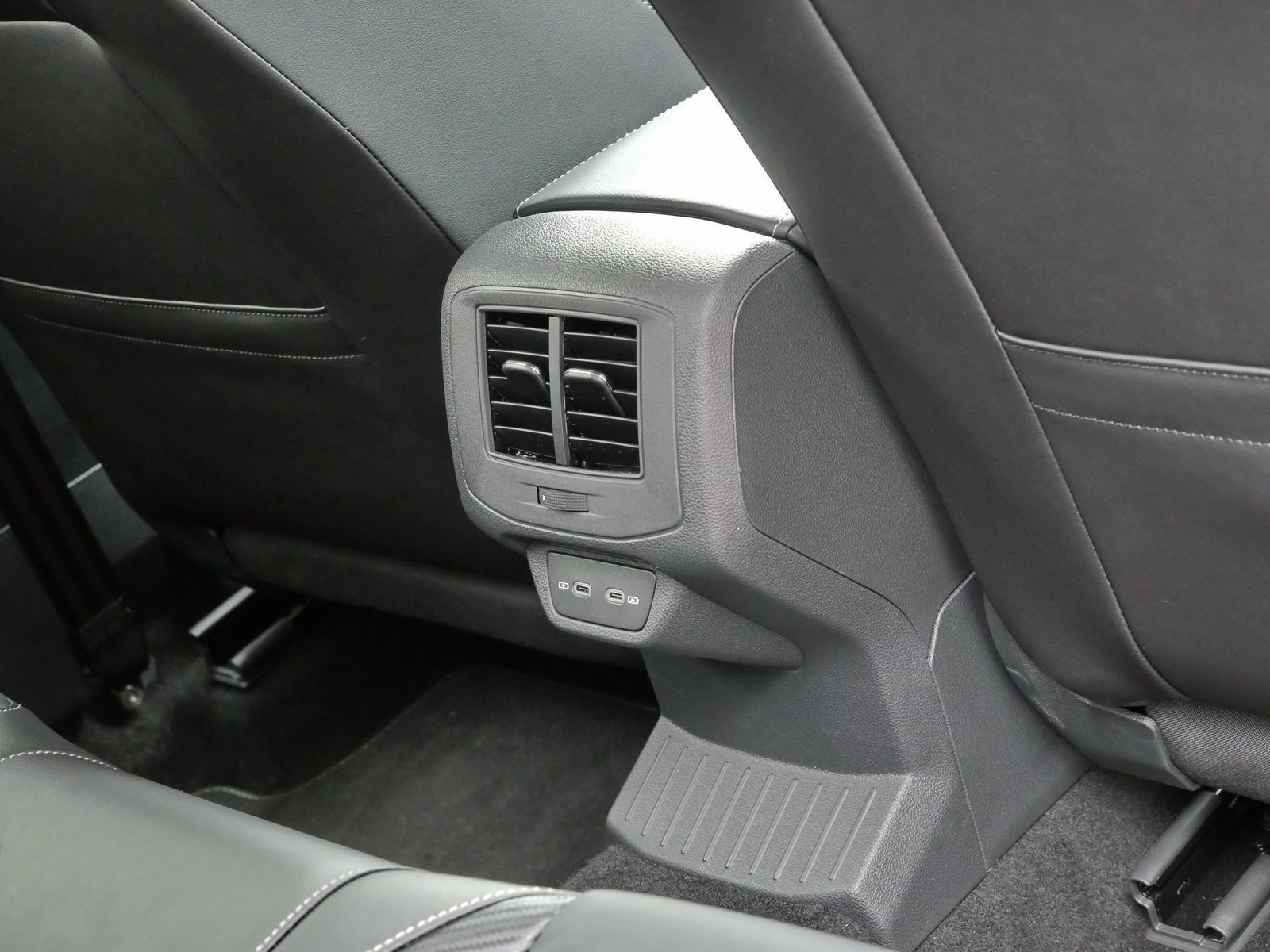 Volkswagen T-Roc - Bild 20