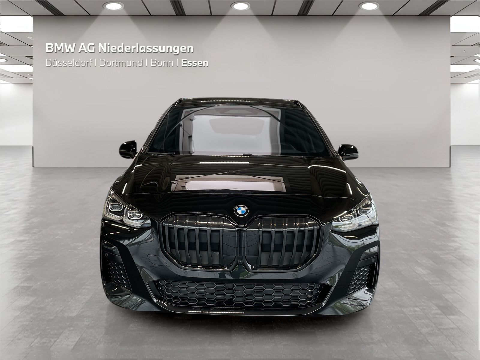 BMW 223 Active Tourer - Bild 8