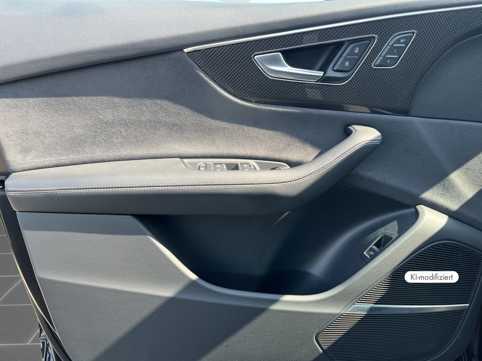Audi SQ8 - Bild 14