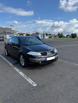 Renault Megane steht zum Verkauf. Tauschen... - Renault Megane aus 2004: Cabrio