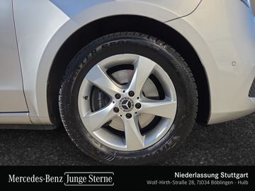 Mercedes V 220 - 5