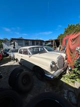 Mercedes-Benz Mercedes Benz W110 190C Heckflosse - Mercedes-Benz 190: 190c