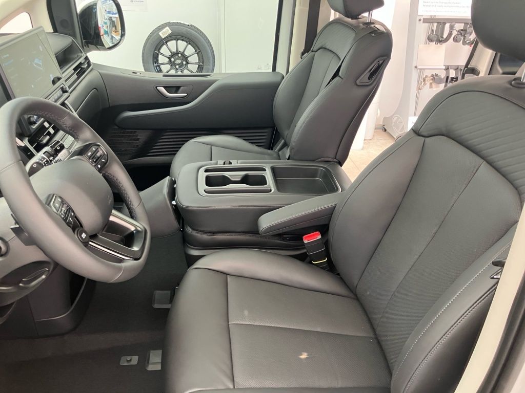 Fahrzeugabbildung Hyundai STARIA EV (9-Sitzer) 2WD 84kWh Prime 360 ACC AUT