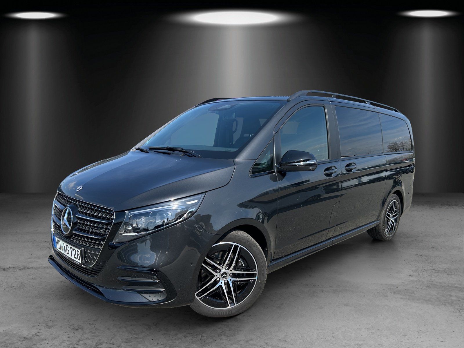 Fahrzeugabbildung Mercedes-Benz V 250 d Avantgarde Winterpaket AMG-Line AHK MBUX