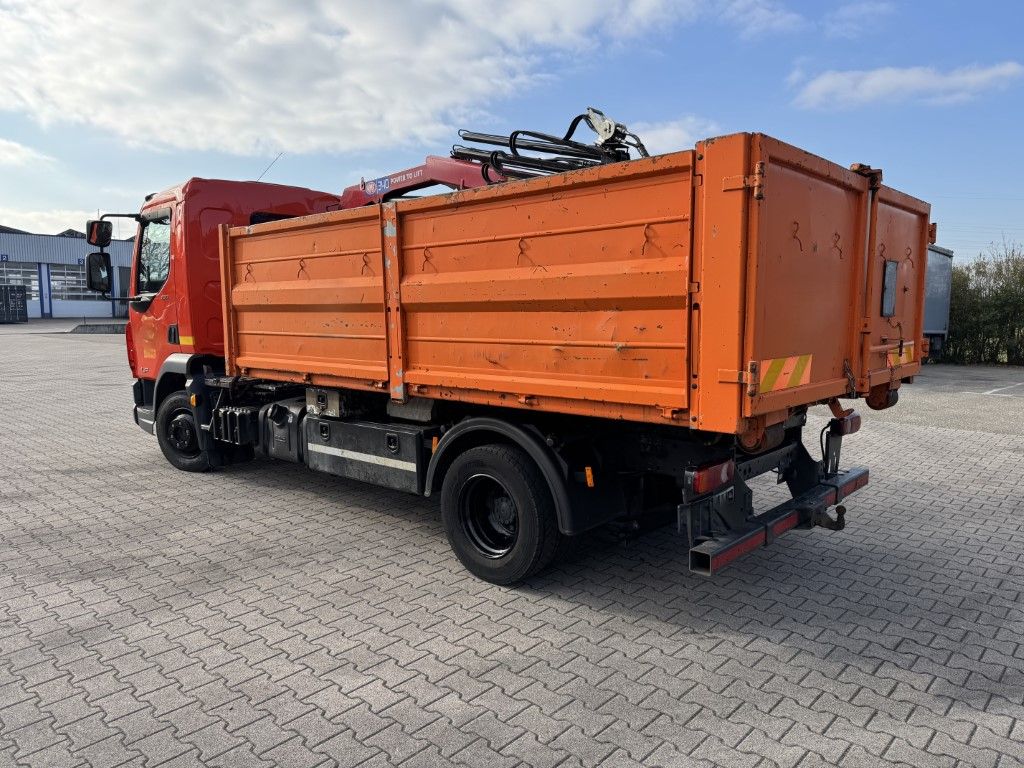 Fahrzeugabbildung DAF FA LF 180 8t / Abrollkipper, Ladekran   Containe