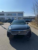 Volkswagen Touareg 3.0 V6 TDI 170kW 4MOTION Tiptronic - - Volkswagen Touareg aus 2023