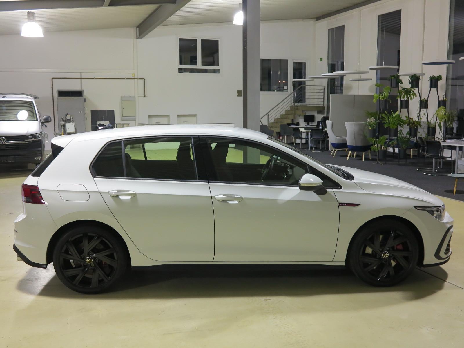 Volkswagen Golf VIII GTI 2.0 TSI OPF DSG7 ACC DAB LM18, миниатюра 13