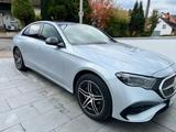 Mercedes-Benz E 400 e 4MATIC Autom. -voll, NP 111717, 1.Hd.  - gebrauchte Mercedes-Benz E 400 aus dem Jahr 2024