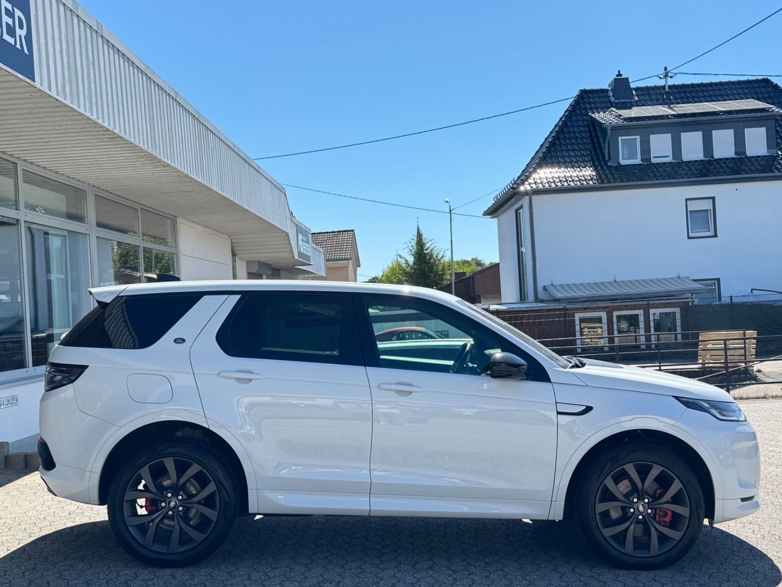 Fahrzeugabbildung Land Rover Discovery Sport R-Dynamic /MERIDIAN/CARPLAY/KAM