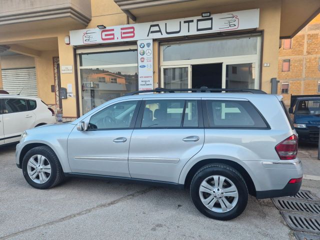 Mercedes-Benz MERCEDES GL 320 TETTO PANOR 7 POSTI KM 200000 CE