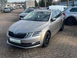 Skoda Octavia Combi Style  Allewetter - Skoda Octavia mit Diesel-Antrieb: Beige, mit Apple Carplay