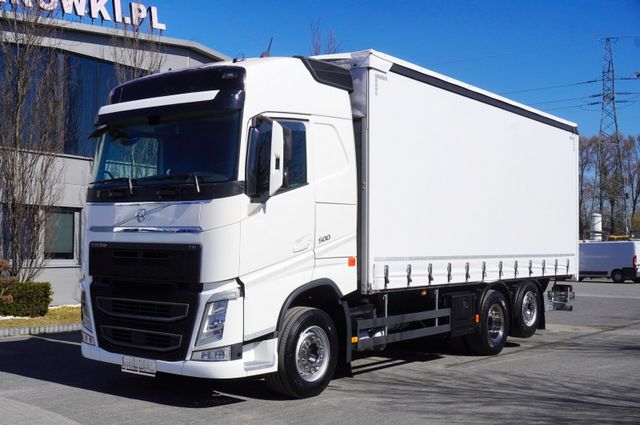 Volvo FH 500 XXL / Curtainsider/297000 km/Steered axle