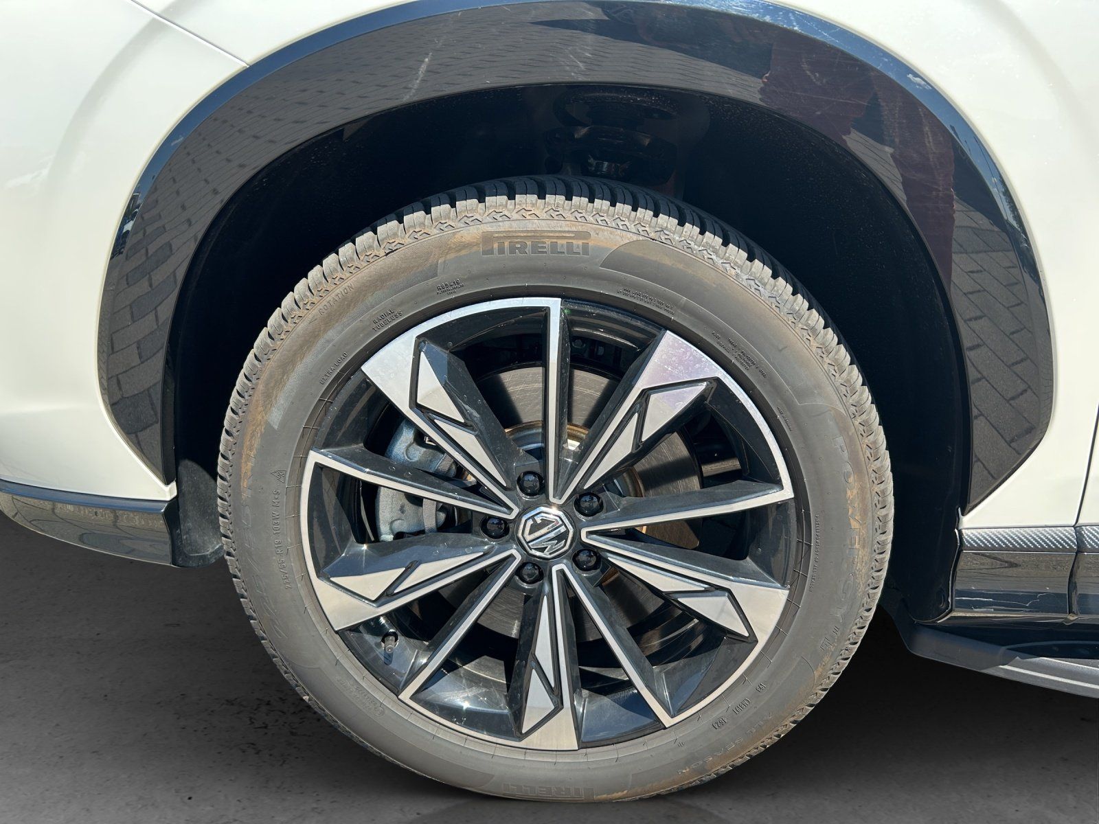 Fahrzeugabbildung MG MG HS Luxury PHEV AT