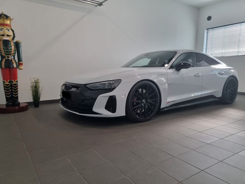 Audi RS e-tron GT