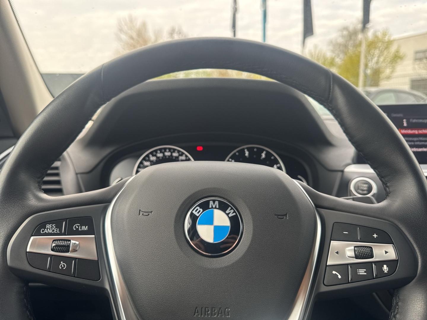 BMW X3 xDrive 20 d Advantage WR AHK 360 Kamera Live 