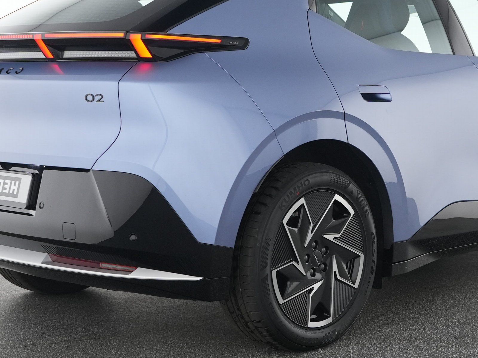 Lynk & Co 02