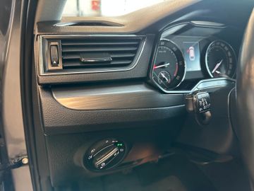 MYAUTOCENTER – Gebraucht- und Jahreswagen mit Werkstattservice in Pfaffenhofen Skoda Superb Combi Style *Bi Xenon*Klima*ACC*