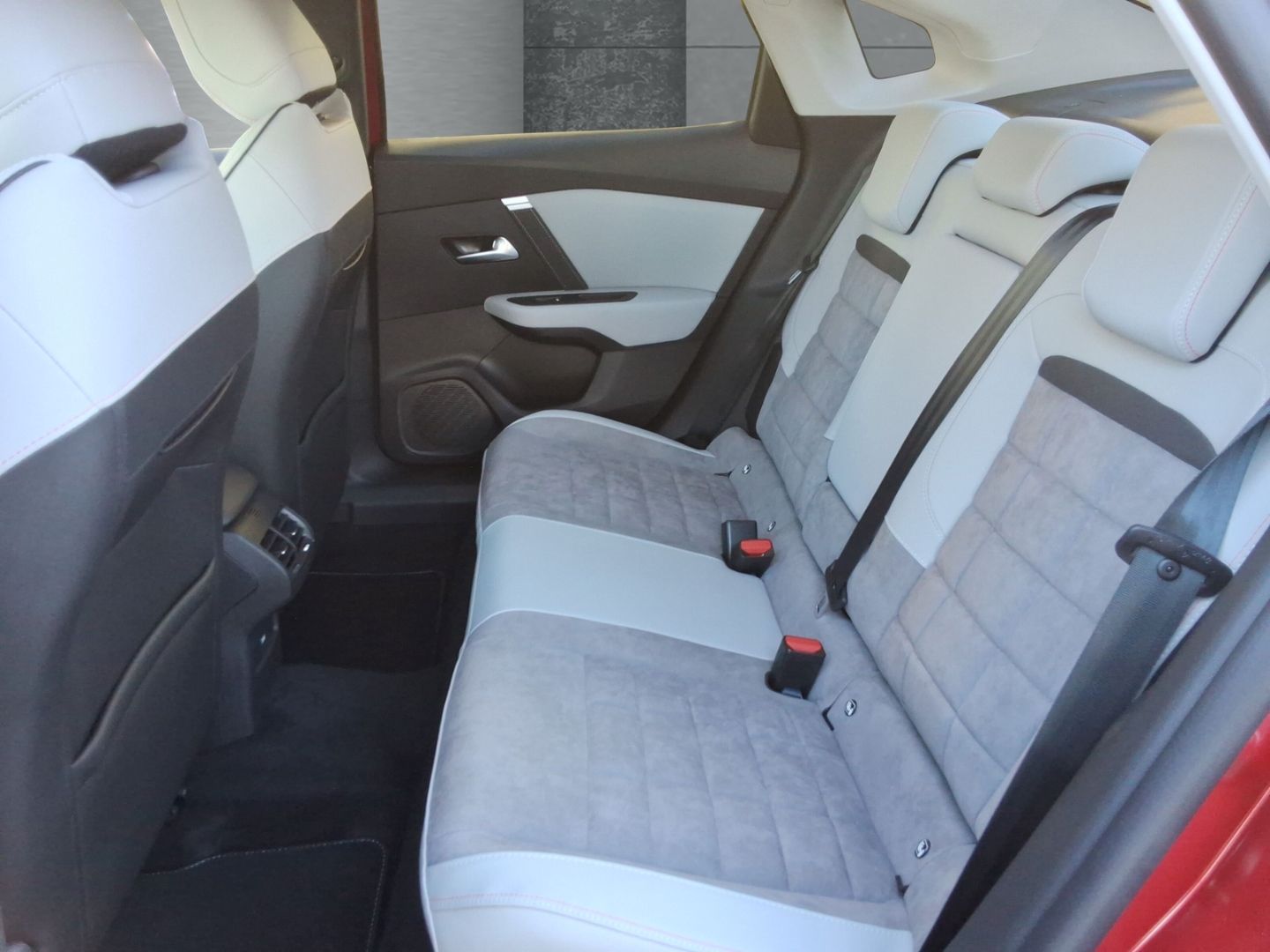 Citroën C4 X - Bild 9