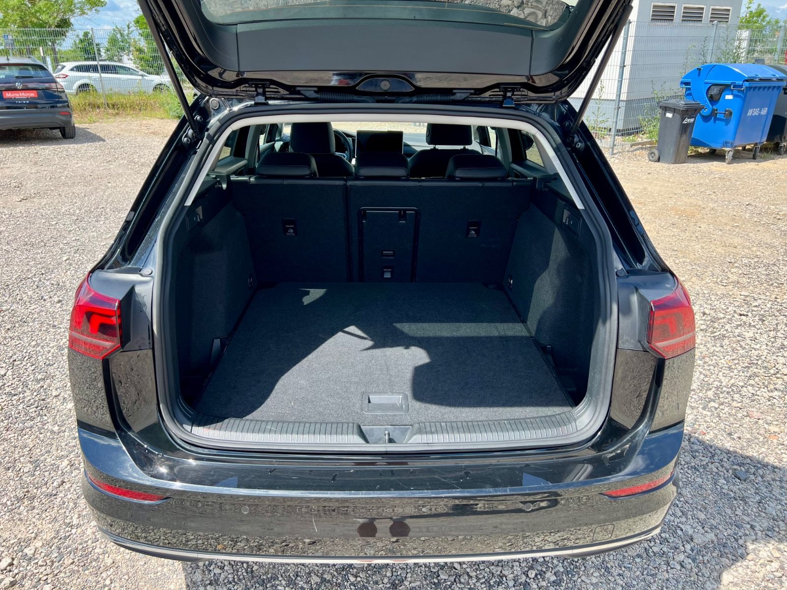 VW Golf VIII Variant 1.5 TSI AAC SHZ KAMERA NAVI