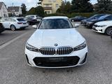 BMW 330e Lim / M Sport / LEDER / KAMERA / HIFI / DAB - BMW 330: Weiß, mit Navigationssystem