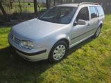 Volkswagen Golf 1.6 TÜV neu, Baustellenauto - Volkswagen Golf aus 2000: Kombi