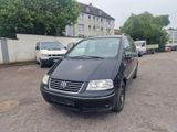 Volkswagen Sharan 1.8T Highline - Volkswagen Sharan mit Benzin-Antrieb: Kleinbus, Automatik, 1.8
