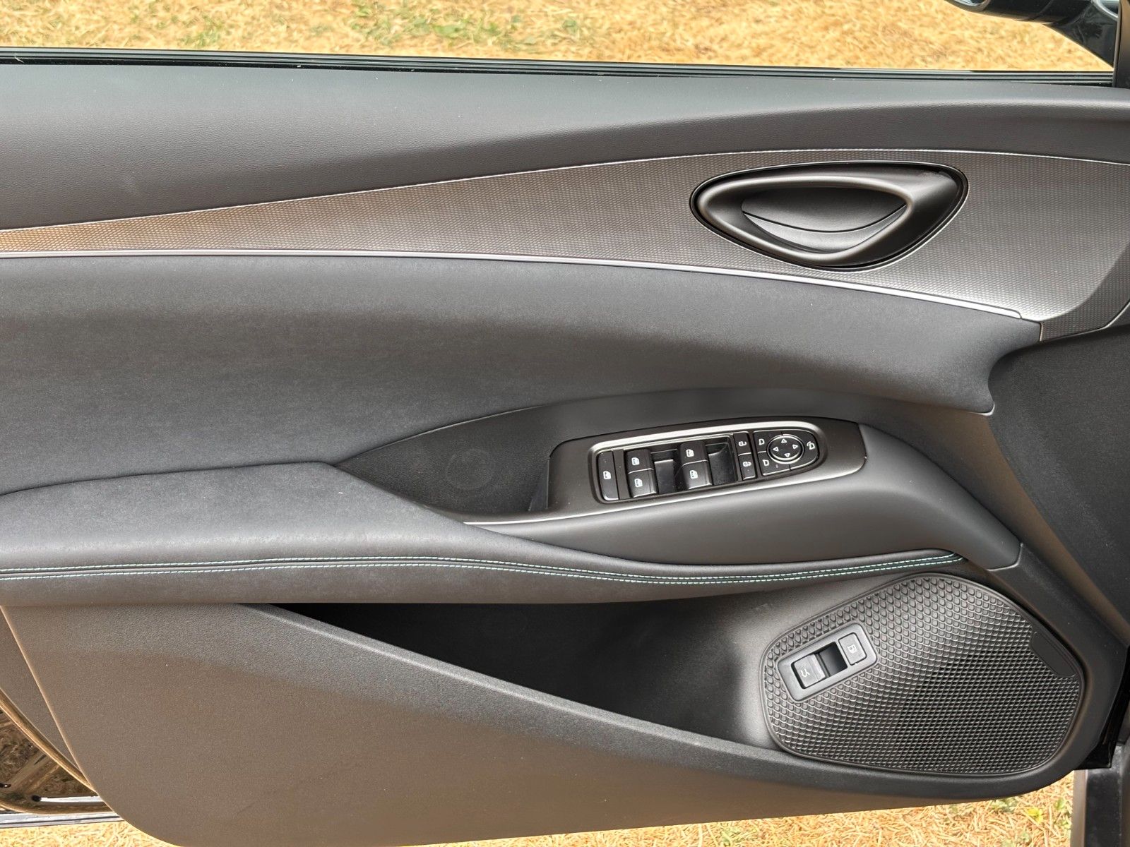 BYD SEAL 6