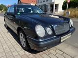Mercedes-Benz E 200 ELEGANCE/Klima/ Automatik/Limousine - gebrauchte Mercedes-Benz E 200 aus dem Jahr 1999