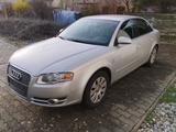 Audi A4 2.0 TFSI (200 PS) Scheckheft Service Zahnriem