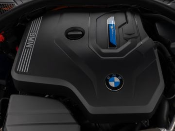 Fahrzeugabbildung BMW 330e Tour M Sport Komfortzugang Kamera 18"M LMR