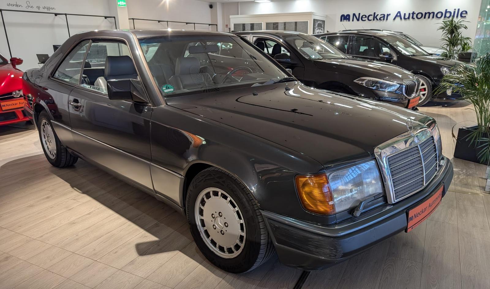Mercedes-Benz 300 CE-24 300 (124.051) 3.0 24V Scheckheft