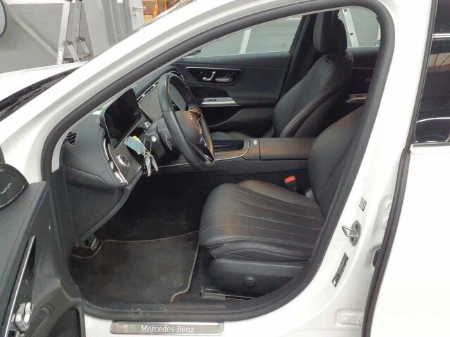 Fahrzeugabbildung Mercedes-Benz E 300de Avantgarde+Distr+Memory+360+Digital+AHK