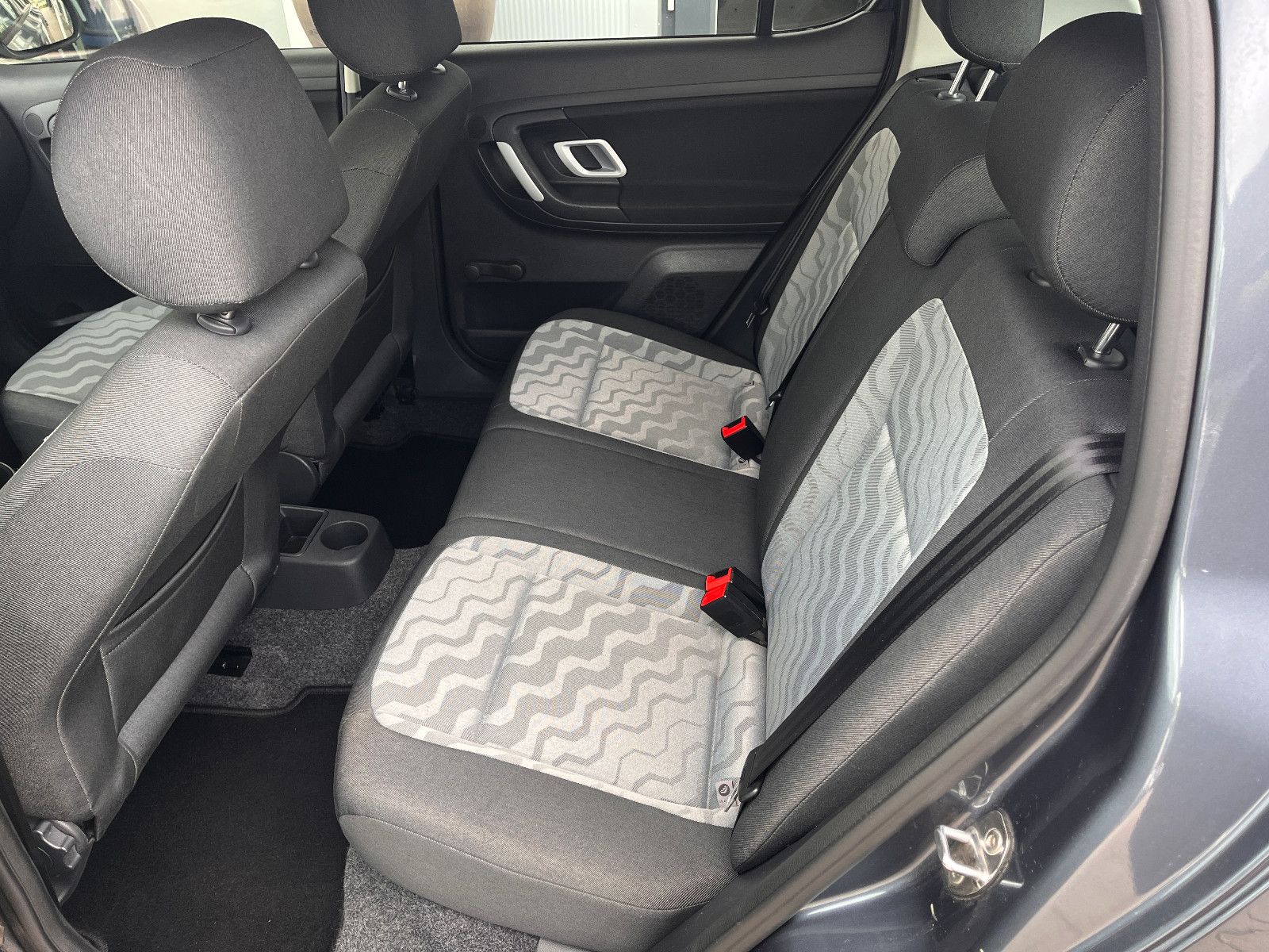 Fahrzeugabbildung SKODA Fabia Ambiente