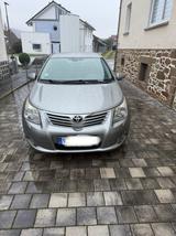 Toyota Avensis Automatik 104.000 km Diesel Neuer - gebrauchte Toyota Avensis aus dem Jahr 2010