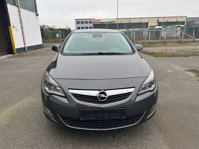 Opel Astra J Lim. 5-trg. Edition Klima Navi ESD PDC