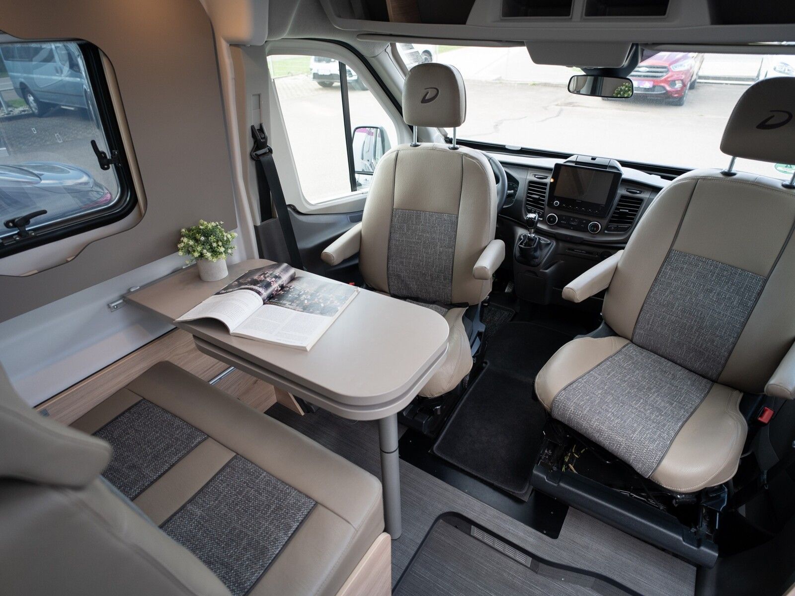 Fahrzeugabbildung Dethleffs Globetrail Classic 590 DK Ford Assistenz-Systeme