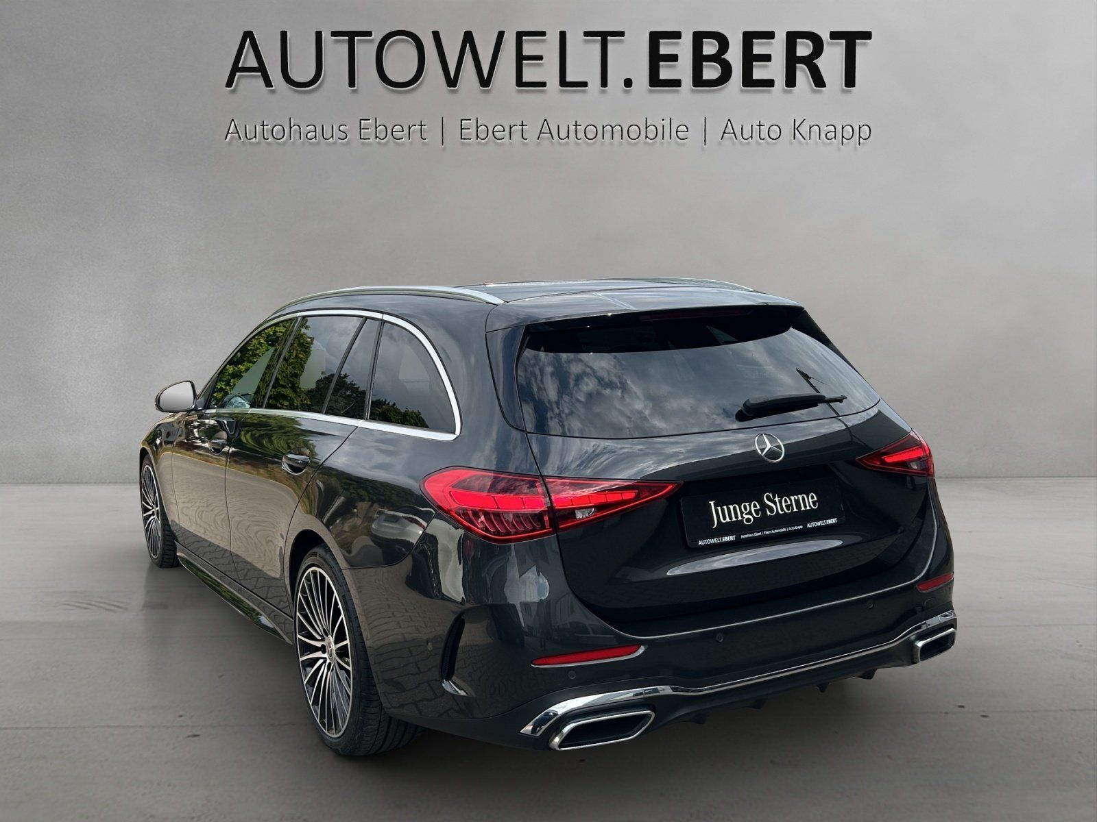 Fahrzeugabbildung Mercedes-Benz C300d T AMG Pano DISTRO DigiLED Busines AHK Memo