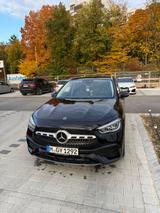 Mercedes-Benz GLA 200 d DCT - - Mercedes-Benz GLA-Klasse Gebrauchtwagen in München