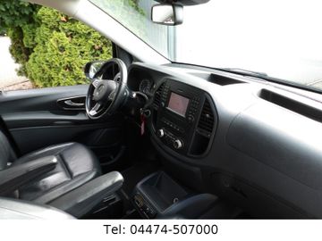 Mercedes V 220 - 8