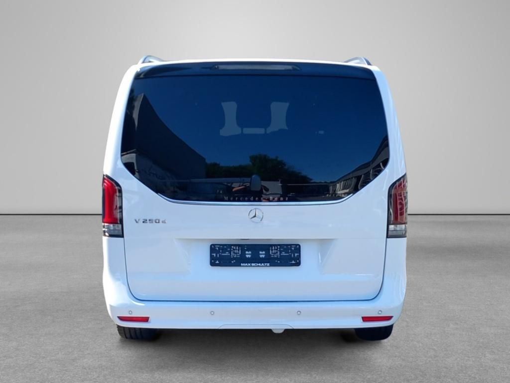Fahrzeugabbildung Mercedes-Benz V 250 d Style lang AHK*LED*Navi*PDC*Kamera