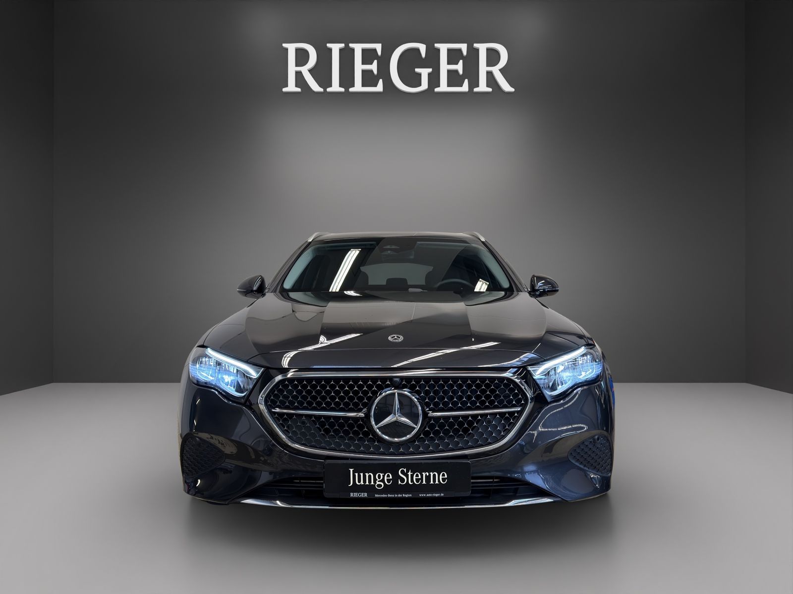Mercedes-Benz E 300 T de Avantgarde AHK Keyless Totwinkel 19 foto 2