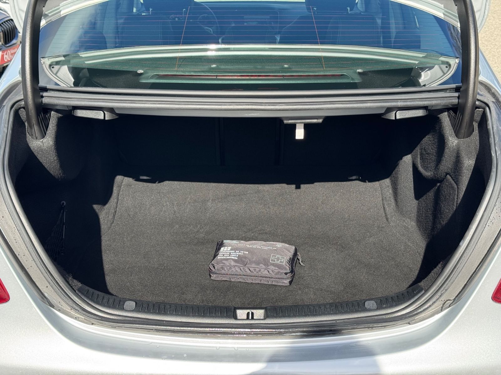 Limousine E 220d*78tkm*Kamera*SitzHZ*Spurh.ass.*