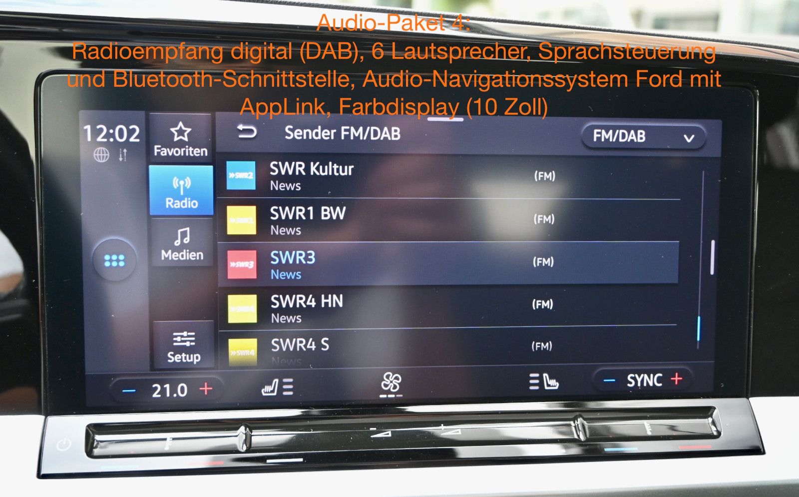 Fahrzeugabbildung Ford Grand Tourneo 2.0 d Titanium Aut °PANO°KAM°8FACH