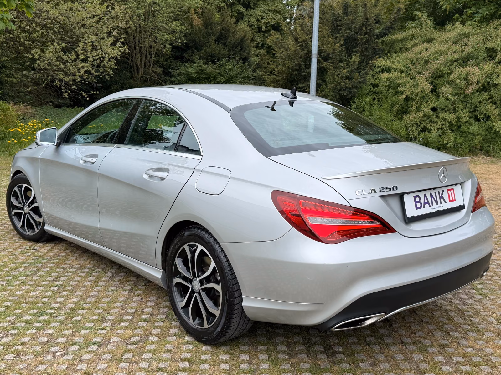 Mercedes-Benz CLA 250 Coupe *Leder *Navi *Kamera *Memory *LED